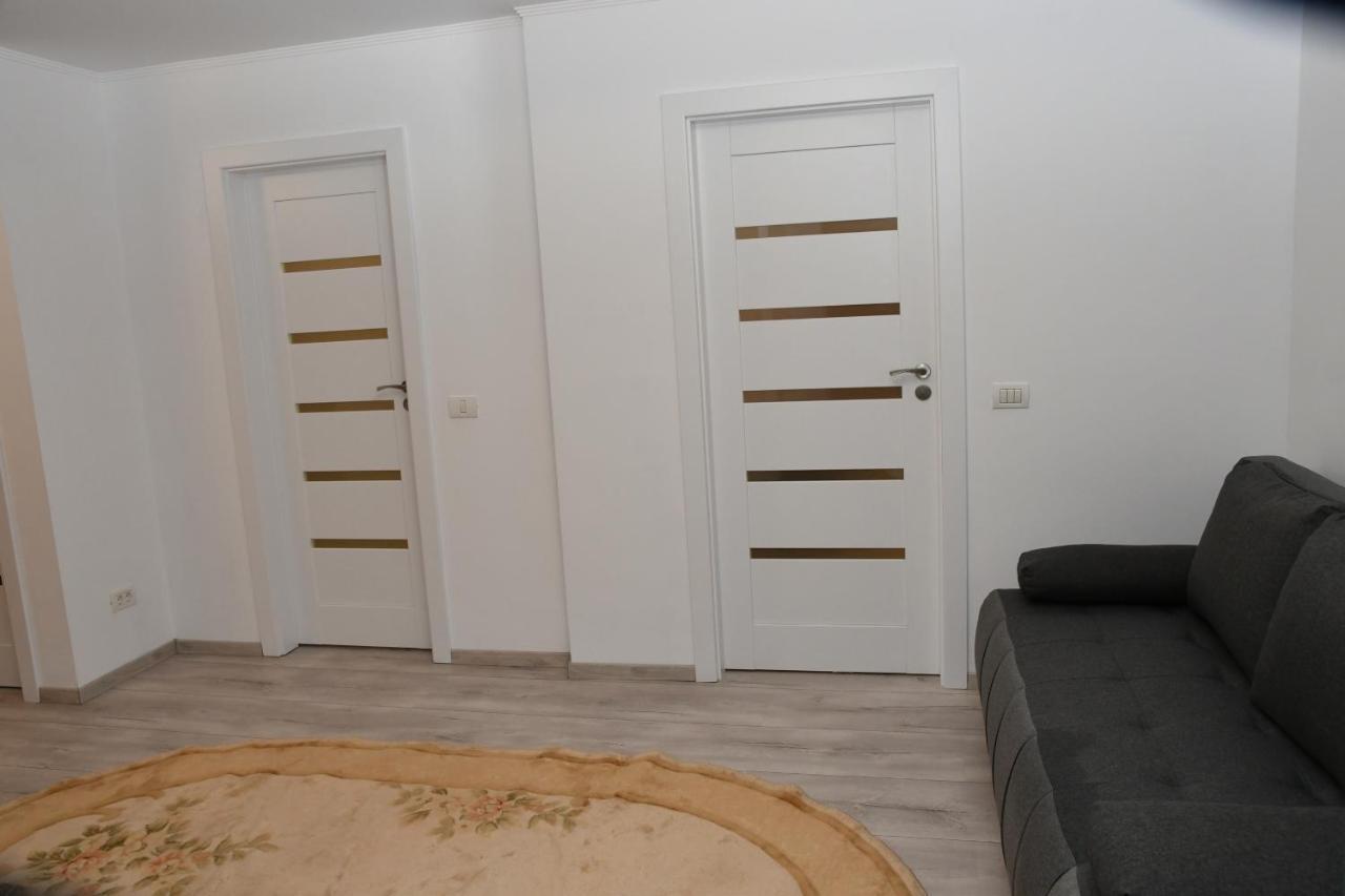 Toporasi Apartament Craiova Exterior foto