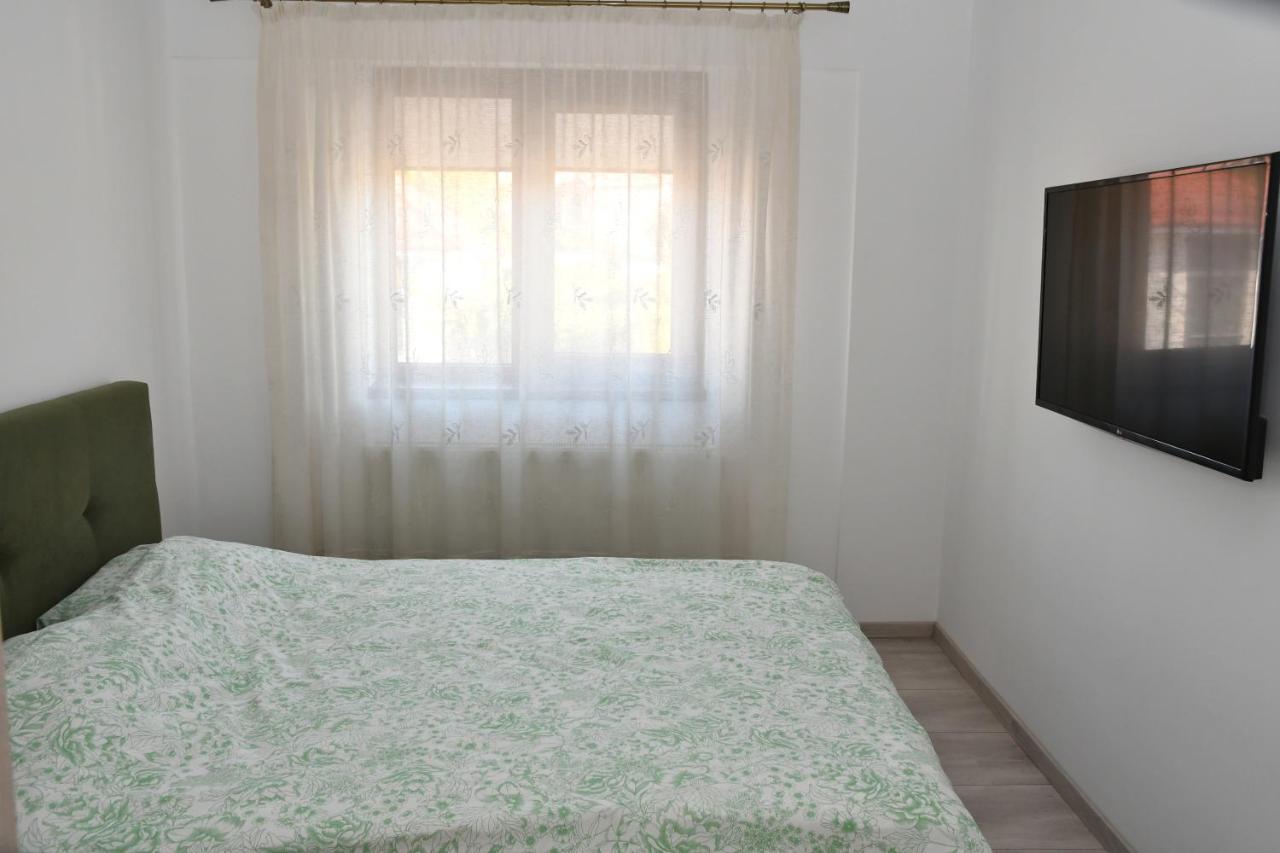 Toporasi Apartament Craiova Exterior foto